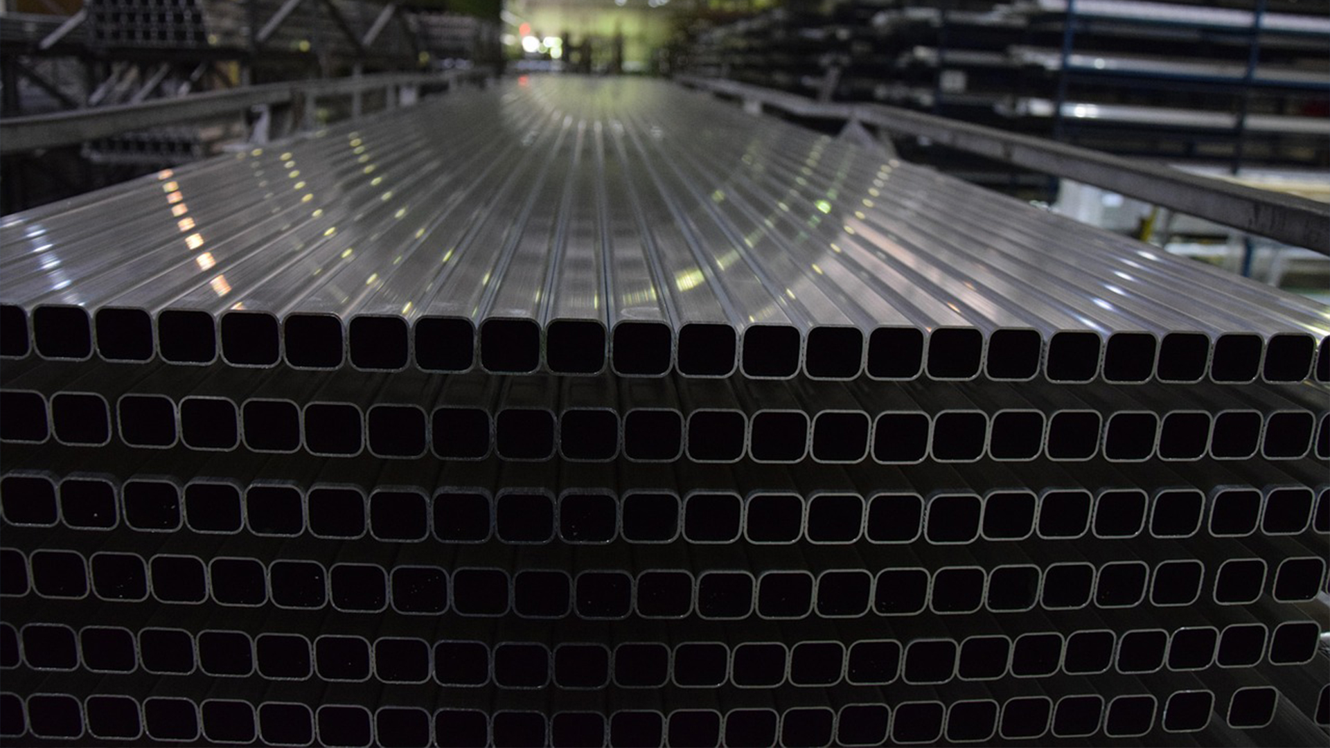 Flexible Chain Conveyor for Food Processing Lines